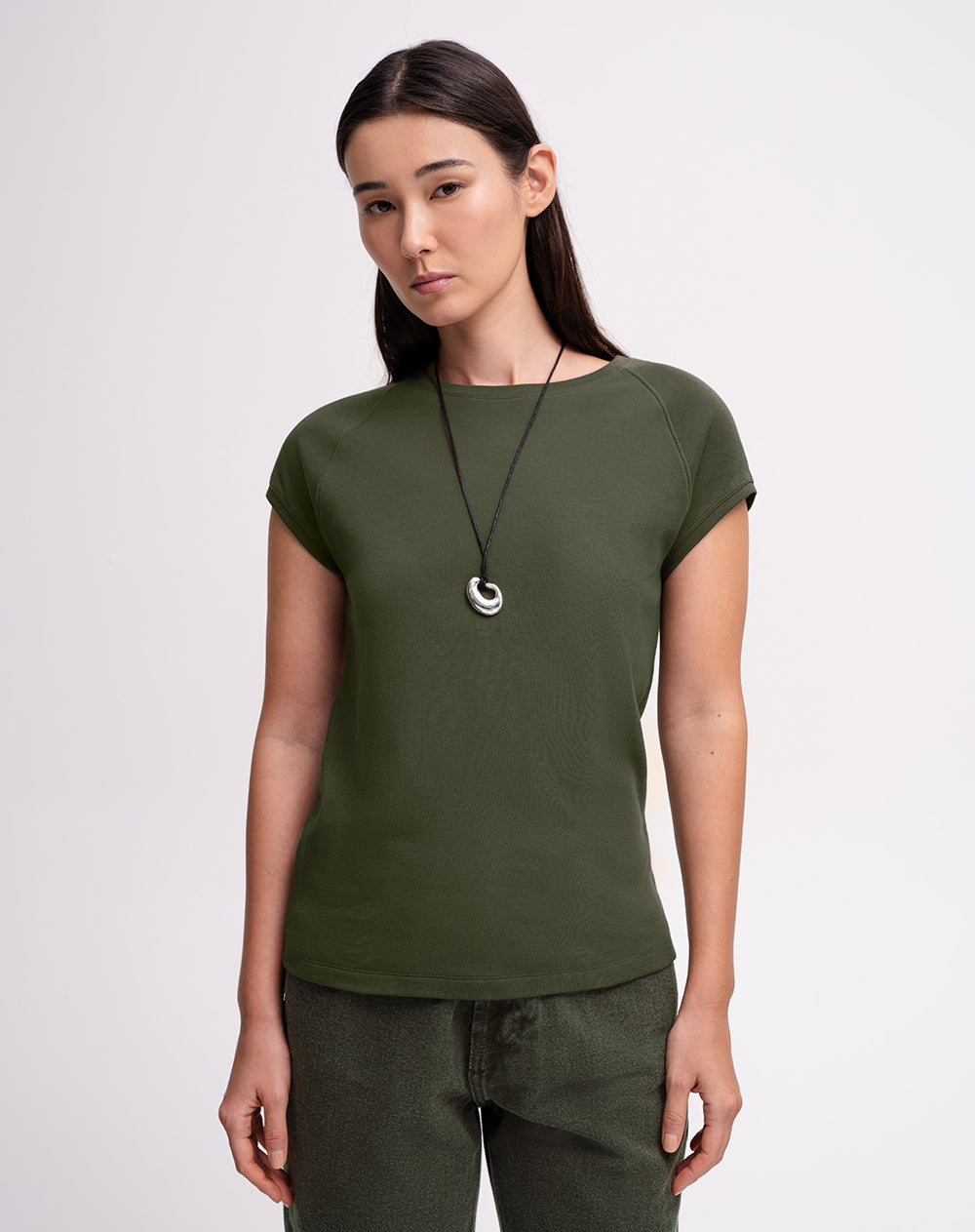 Camiseta slim fit manga corta verde