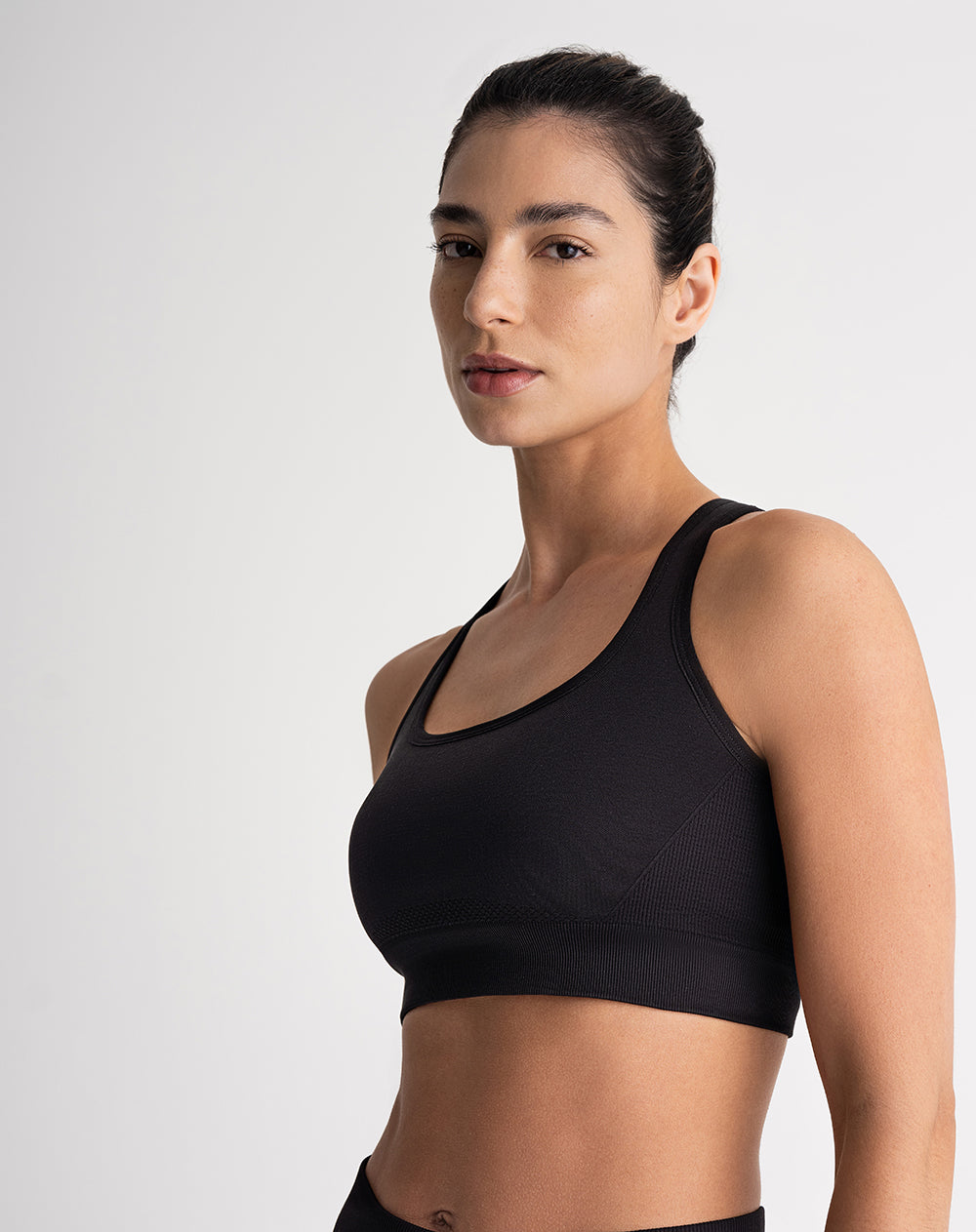 Top deportivo soporte alto seamless control humedad negro