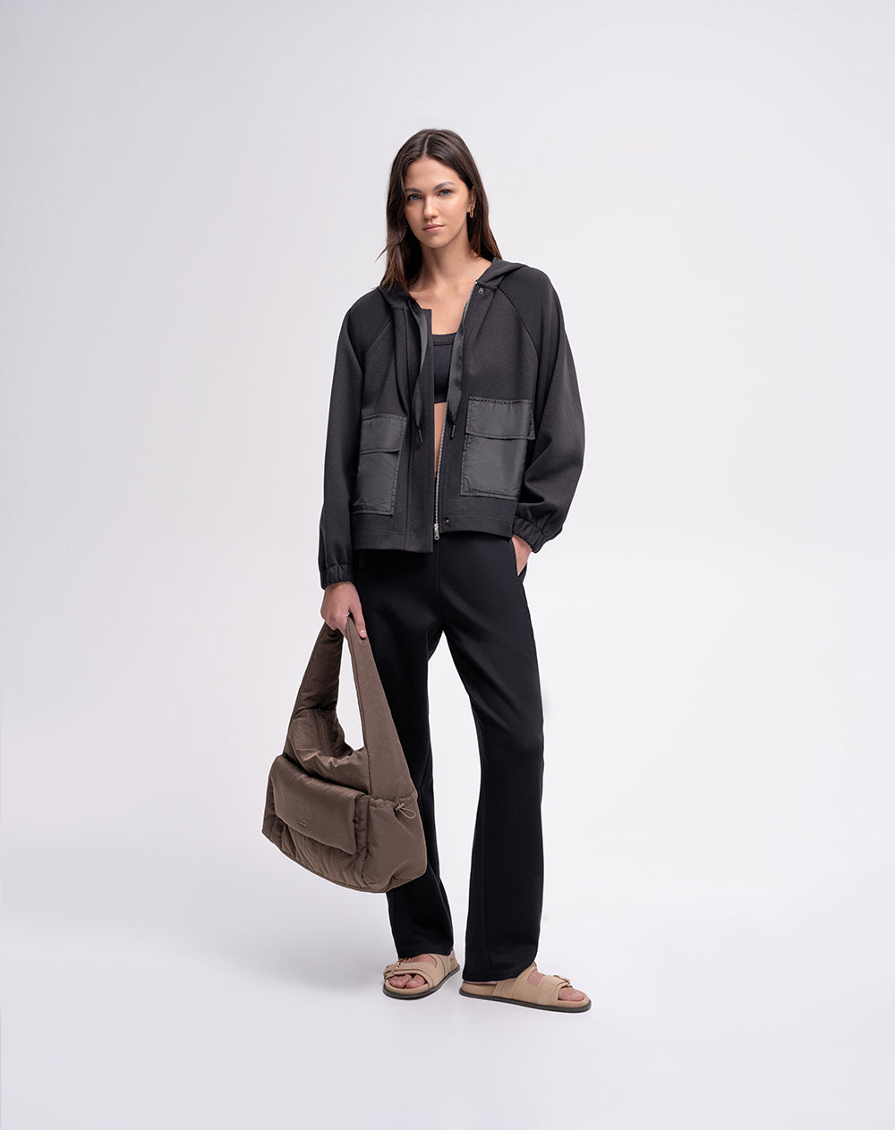 Pantalón confort tiro medio tacto suave negro mujer