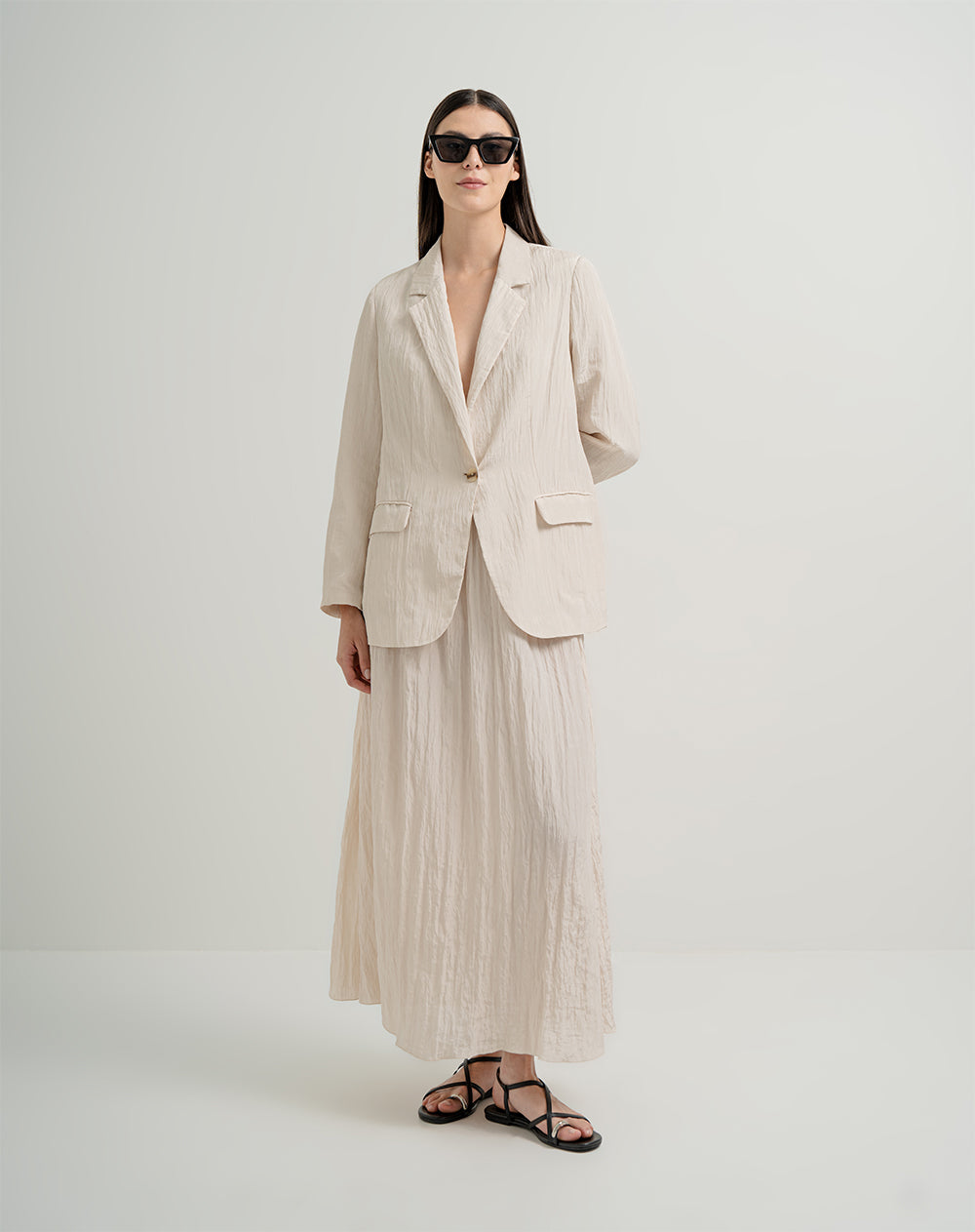 Falda maxi tiro alto efecto arrugado crema mujer