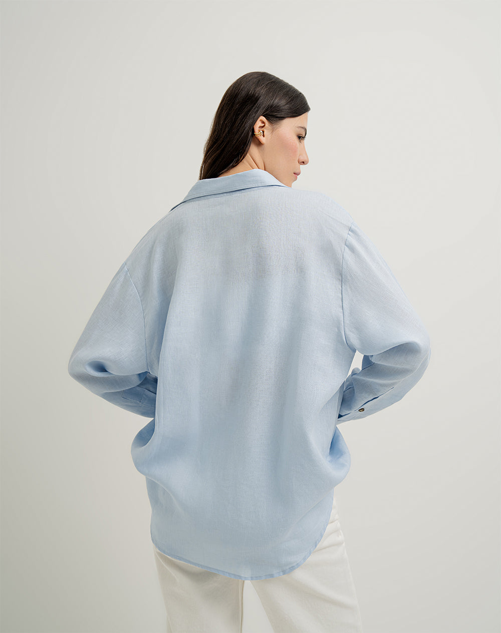 Camisa manga larga oversize lino azul claro mujer