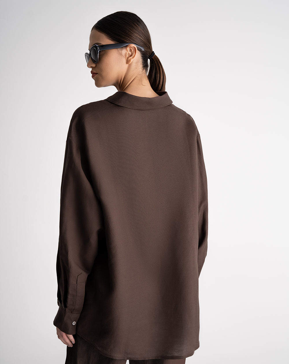Camisa manga larga oversize lino café mujer