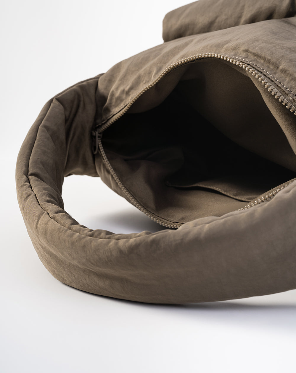 Bolso shopper acolchado café