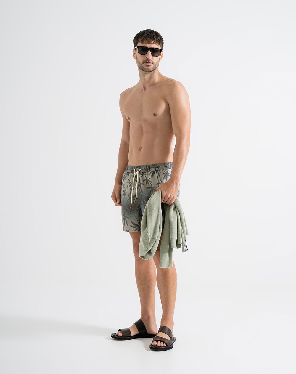 Pantaloneta de baño verde estampada hombre