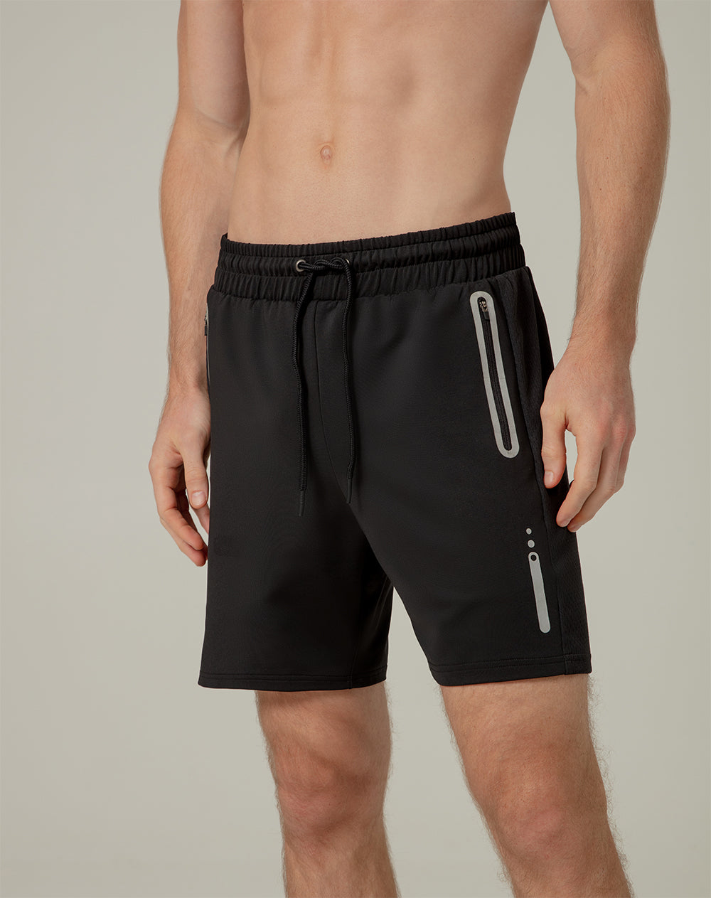 Pantaloneta deportiva control humedad negra hombre