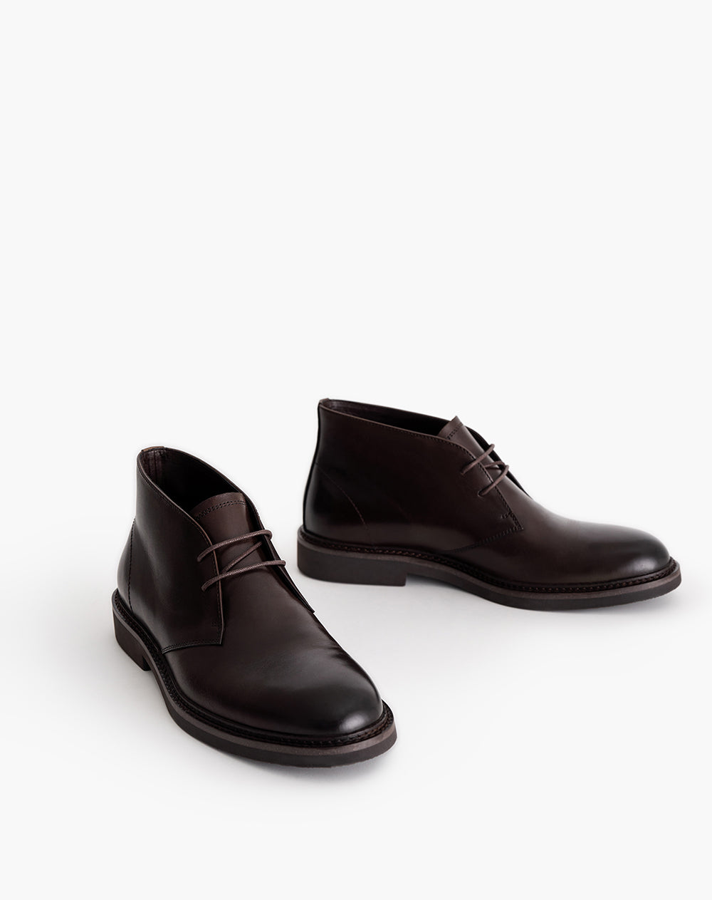 Botas en cuero café hombre