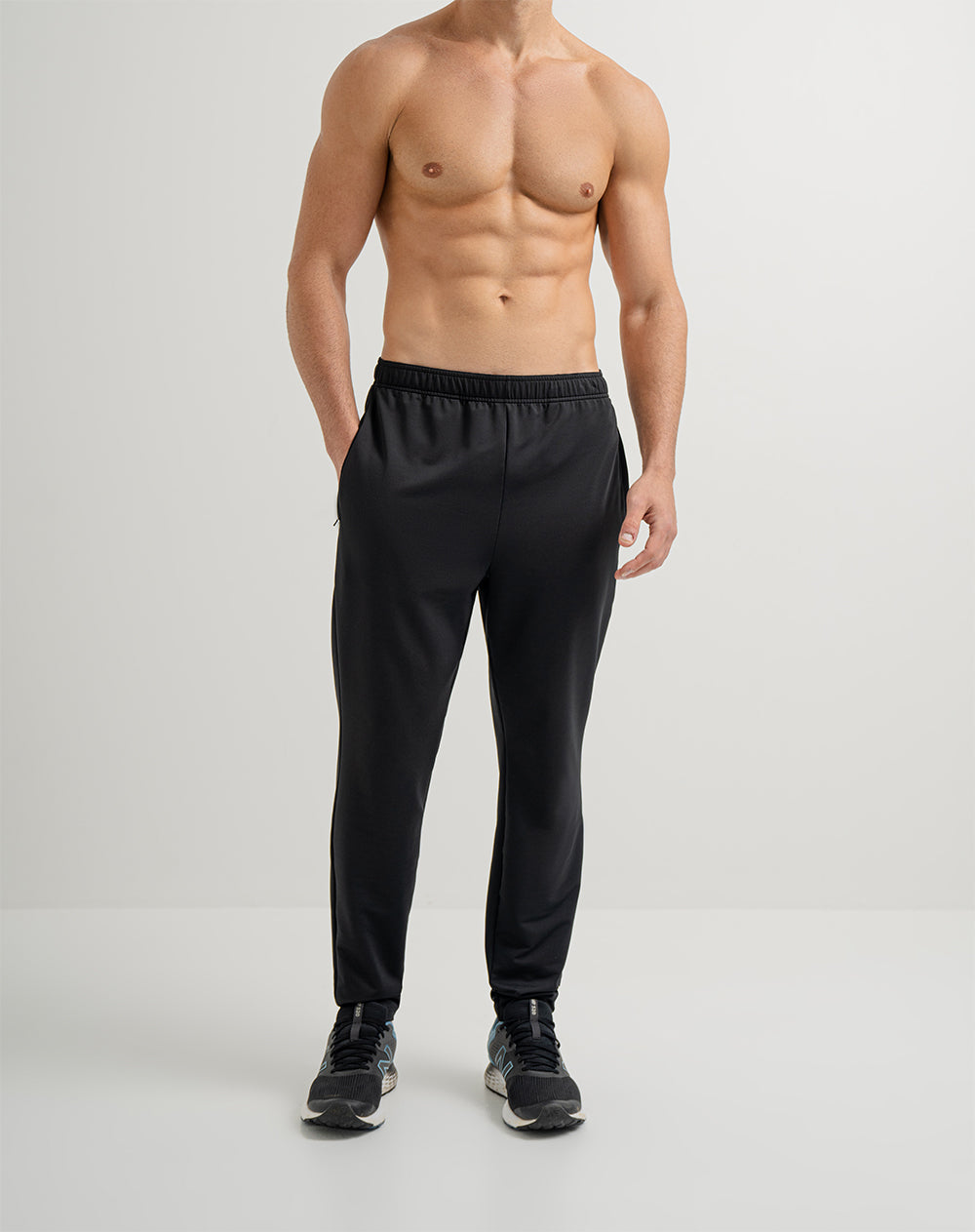 Jogger antibacterial negro hombre