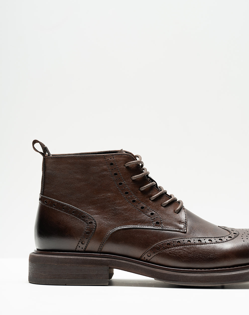 Botas en cuero café hombre