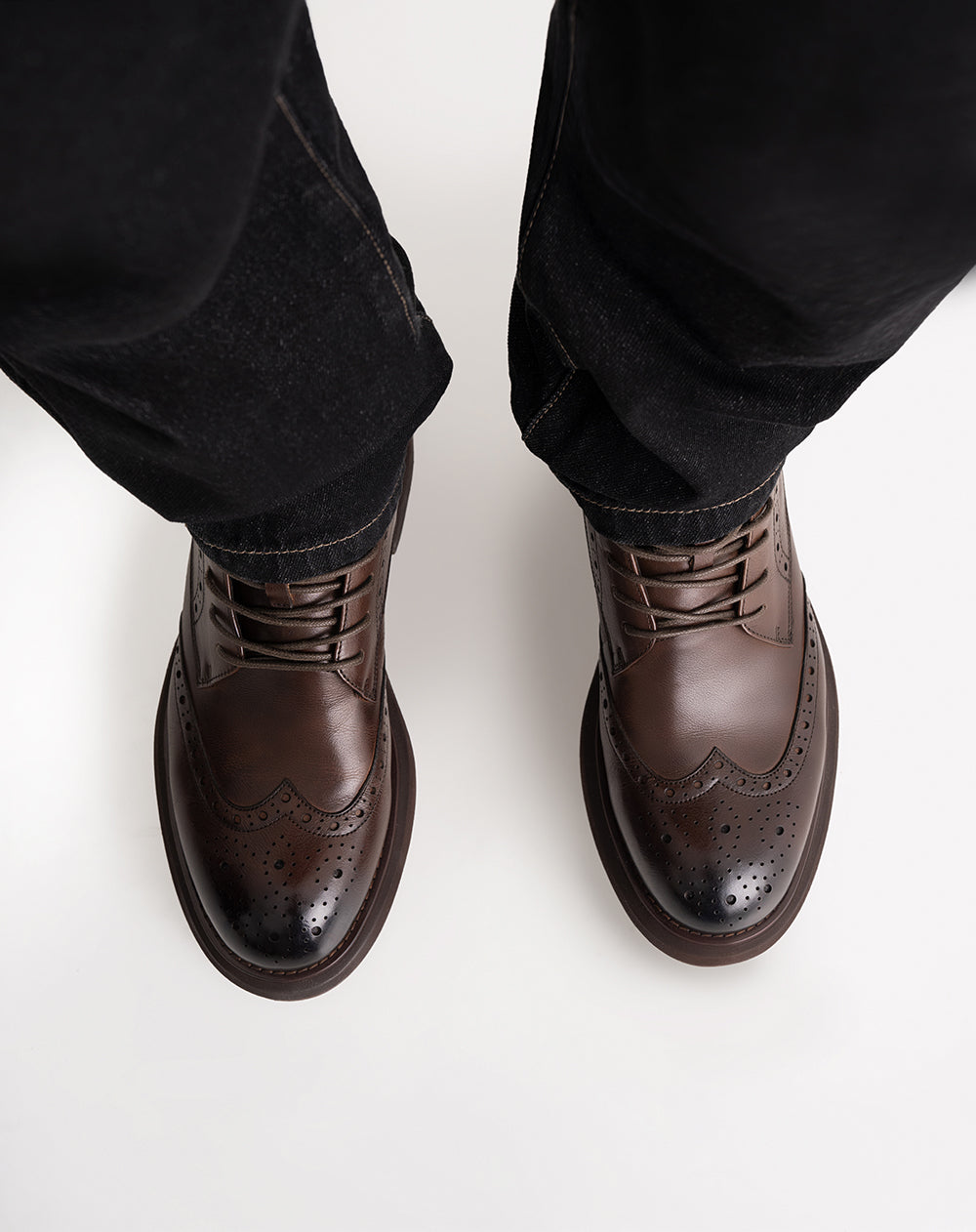 Botas en cuero café hombre