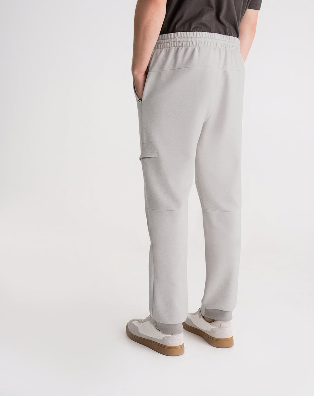 Jogger regular fit tiro medio taupe