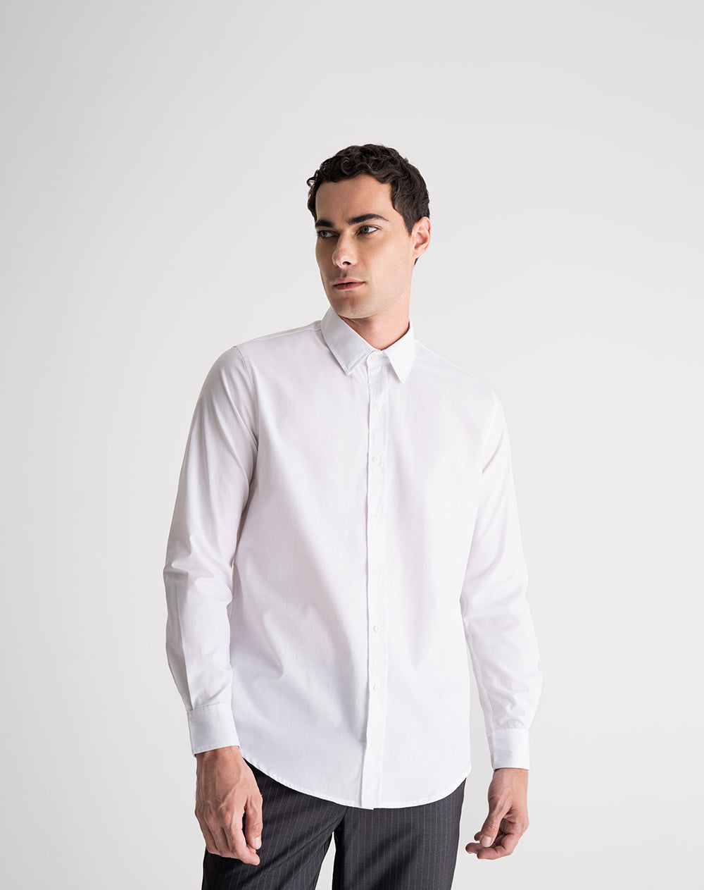 Camisa manga larga regular blanca hombre