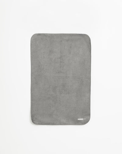 Toalla deportiva secado rápido gris