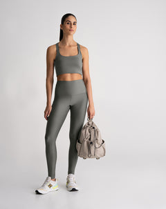 Top deportivo soporte medio control humedad verde