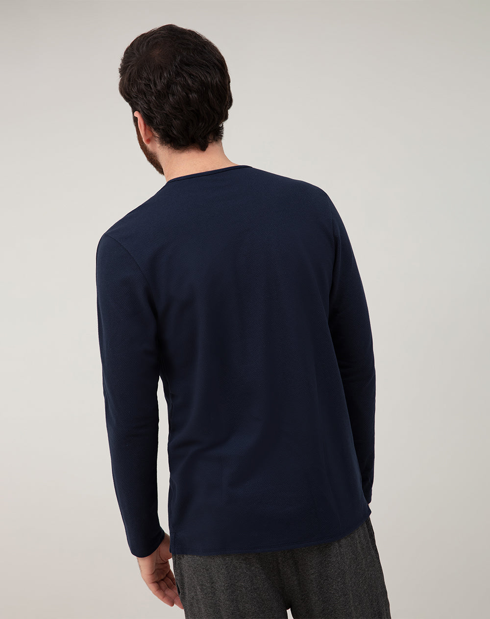 Camiseta slim fit manga larga azul