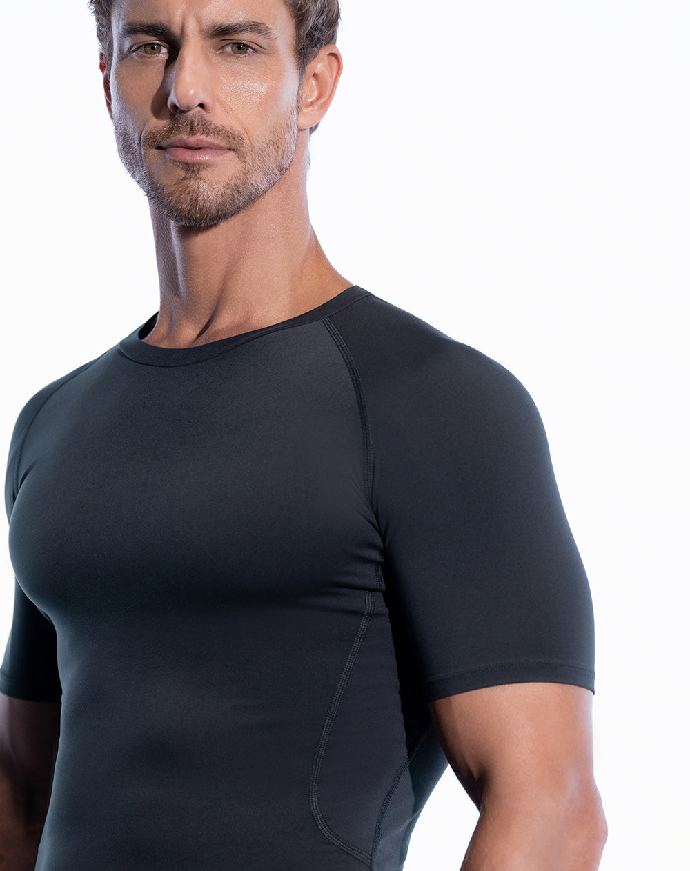 Camiseta deportiva hombre antibacterial negra