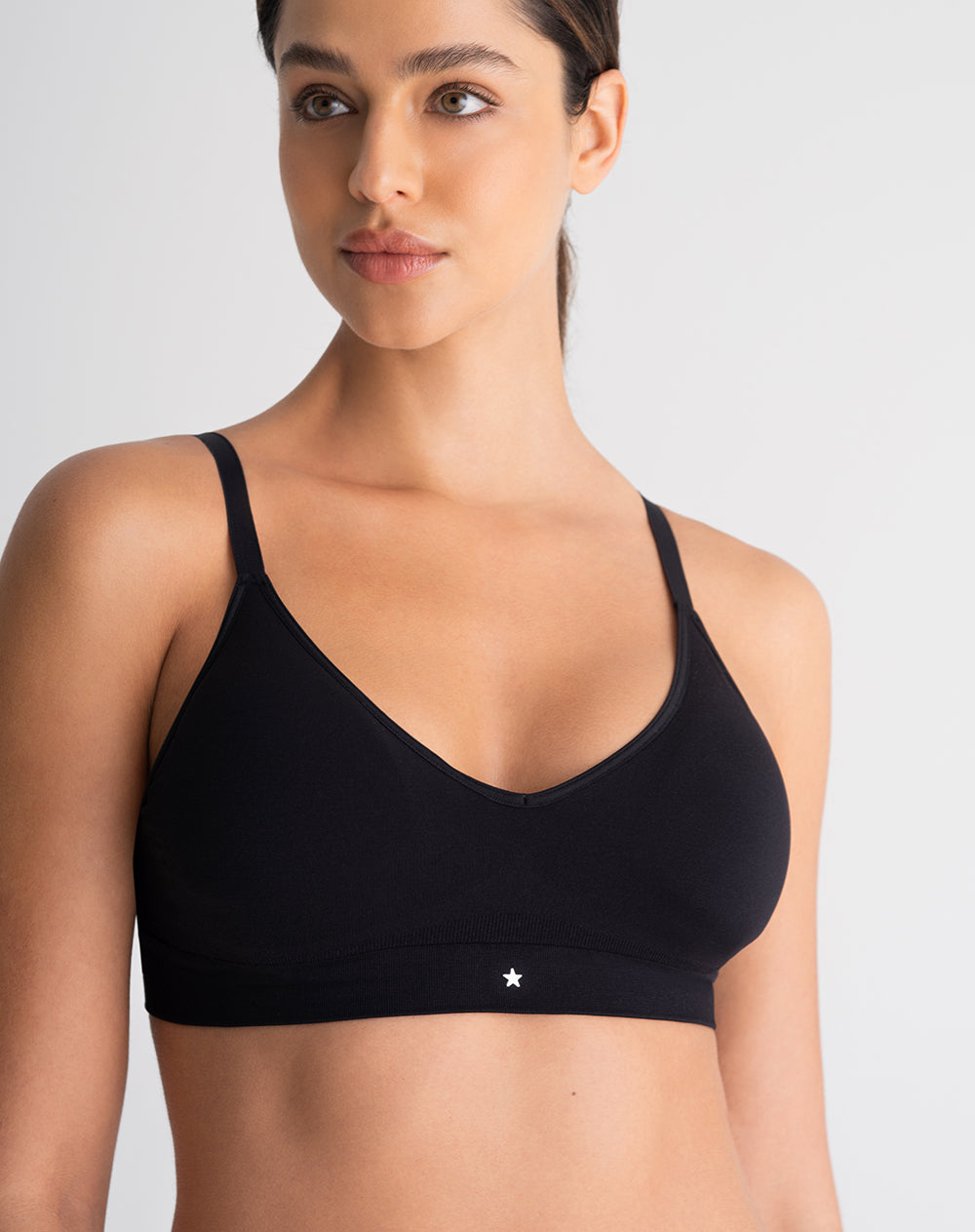 Top soporte medio copas removibles negro
