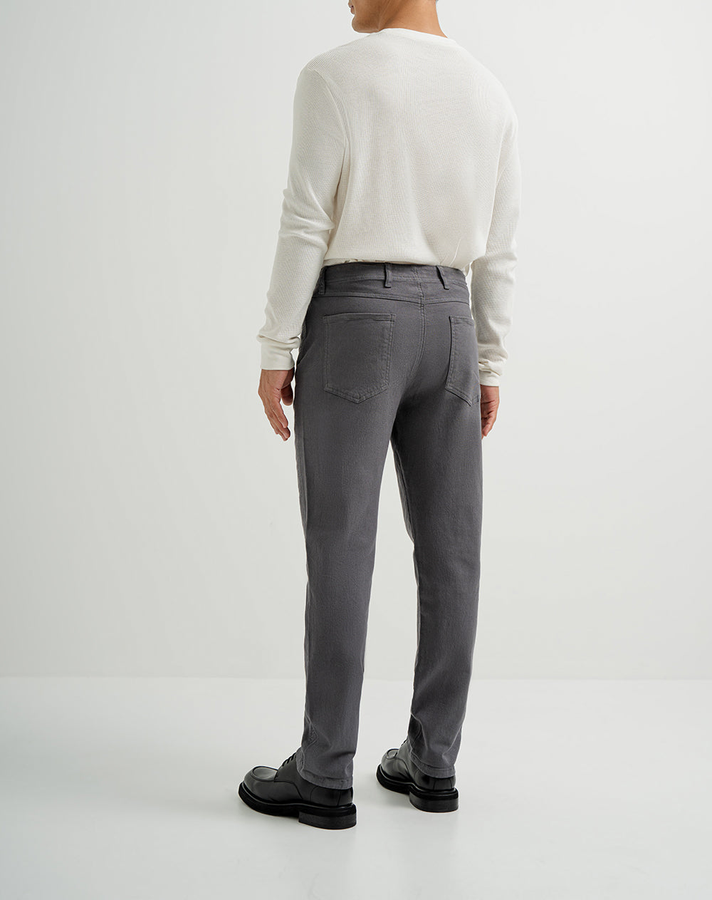 Jean recto regular gris hombre