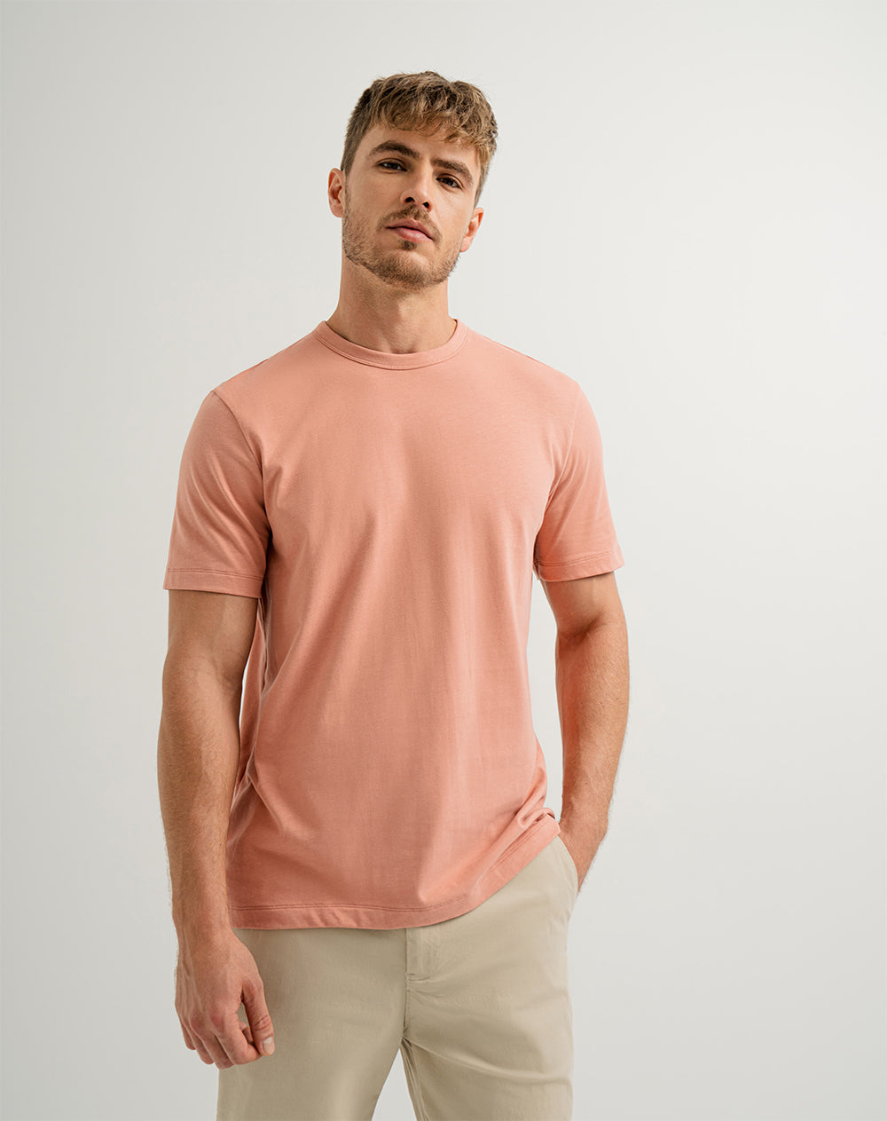 Camiseta regular algodón rosada hombre