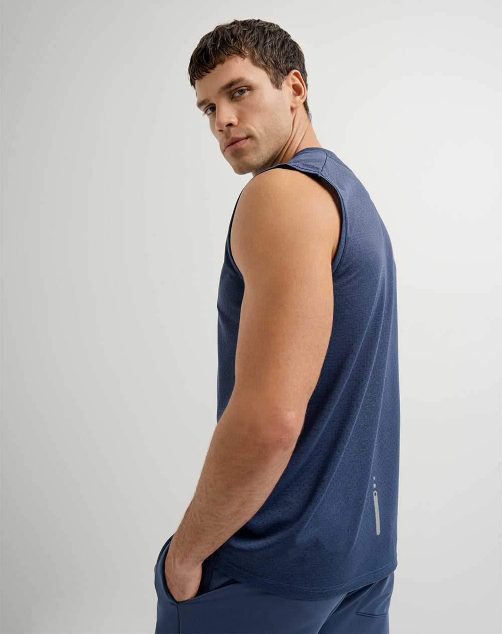 Camisilla deportiva hombre control humedad azul