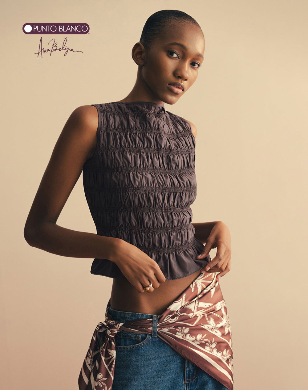 Top tipo bandeja con fruncidos Ana Beliza