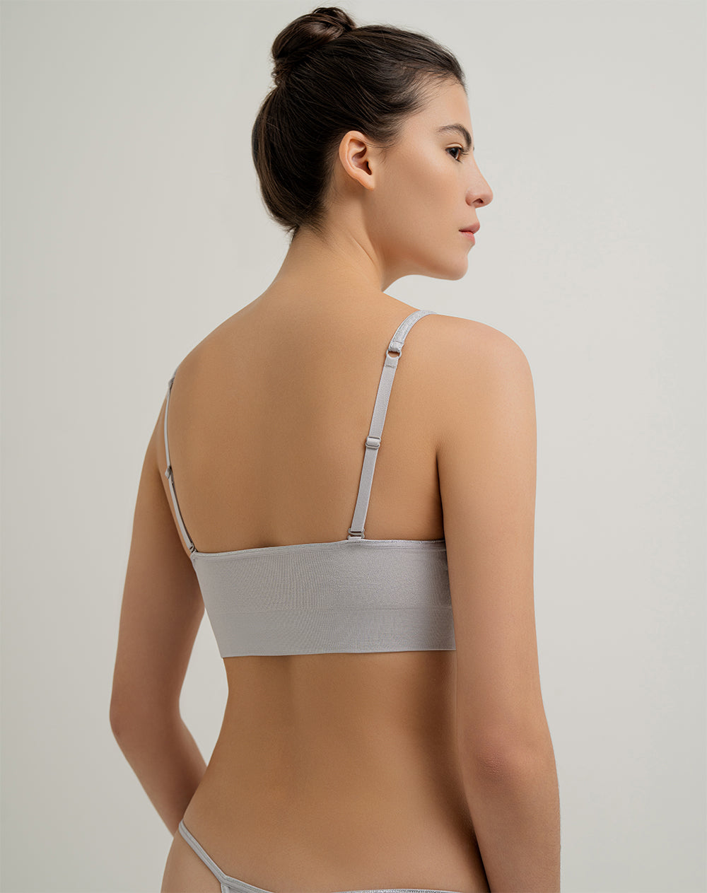 Top soporte medio seamless copas removibles plateado