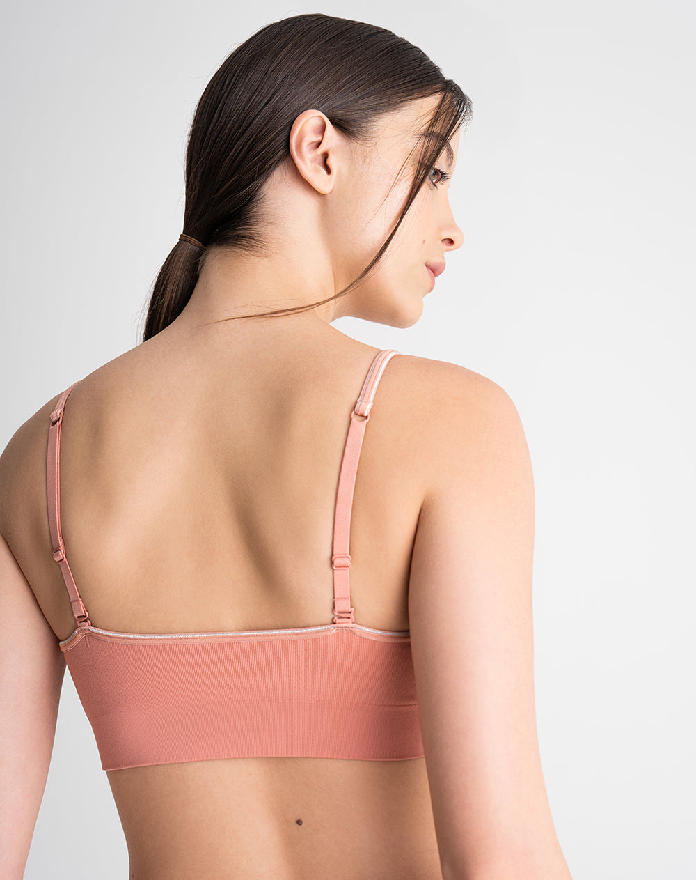 Top soporte medio seamless copas removibles rosado