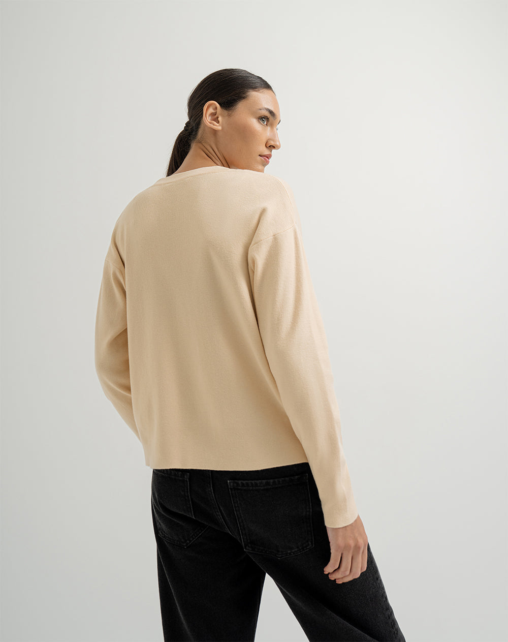 Suéter regular tejido de punto crema mujer