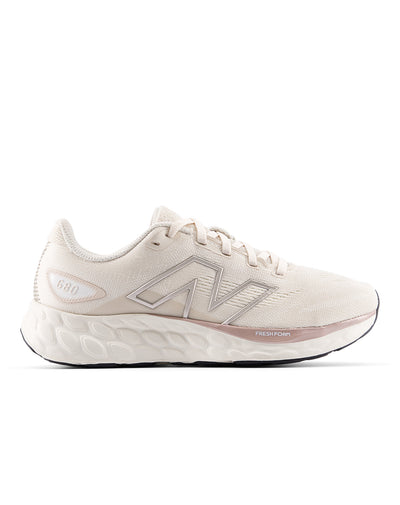 Tenis deportivos New Balance beige mujer