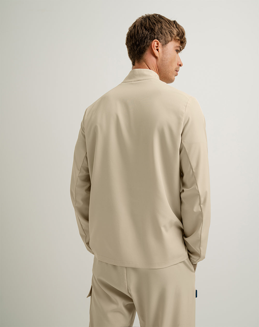 Buzo cuello alto caqui hombre