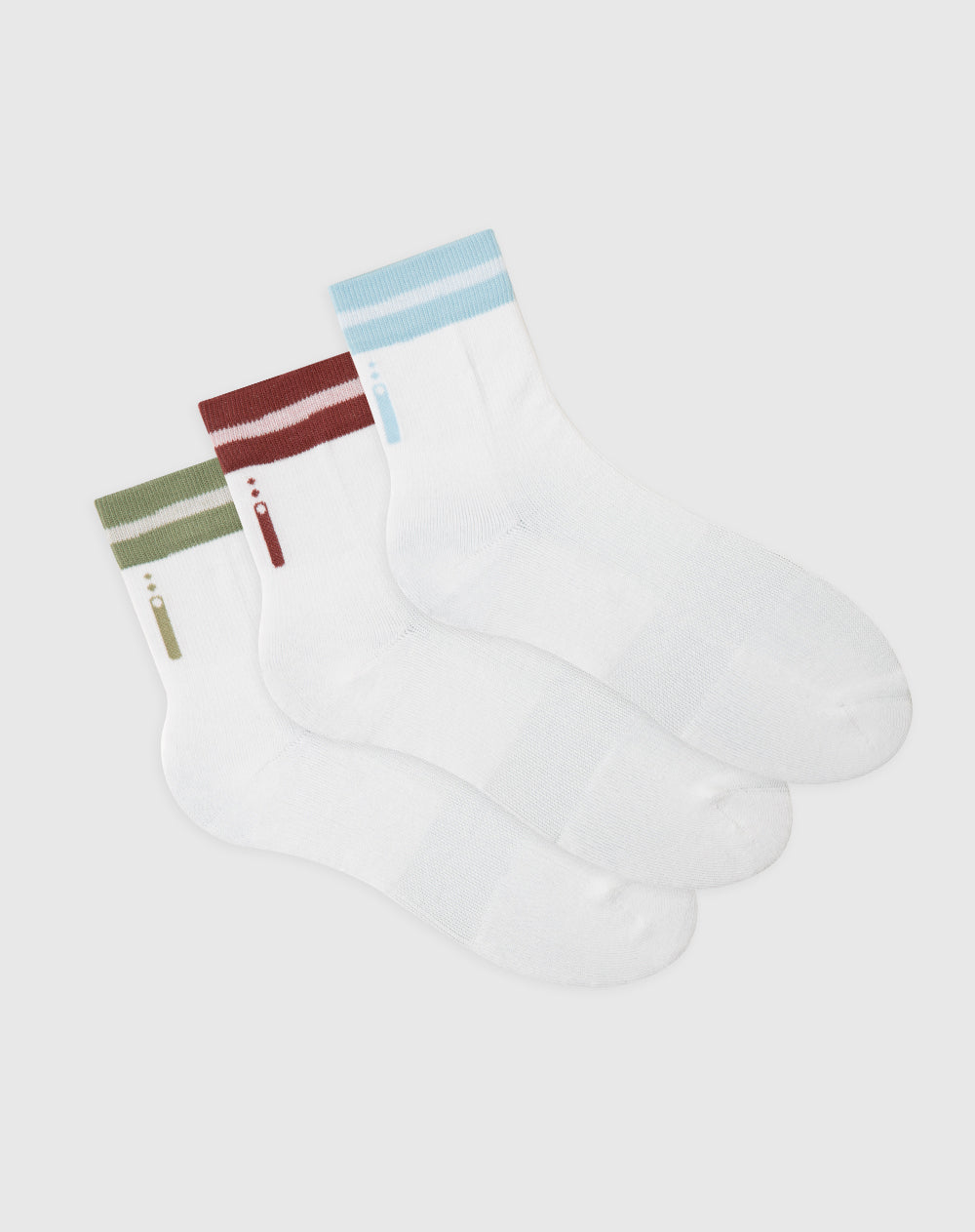 Medias deportivas unisex tobilleras en algodón pack x3unds blancas