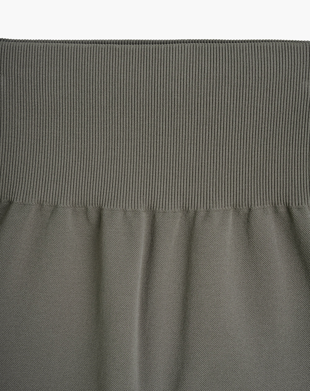 Biker deportivo seamless control abdomen verde mujer