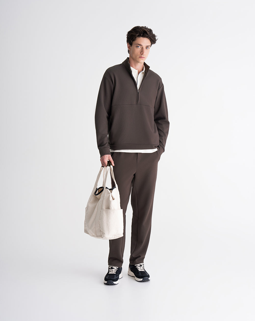 Buzo regular fit cafe