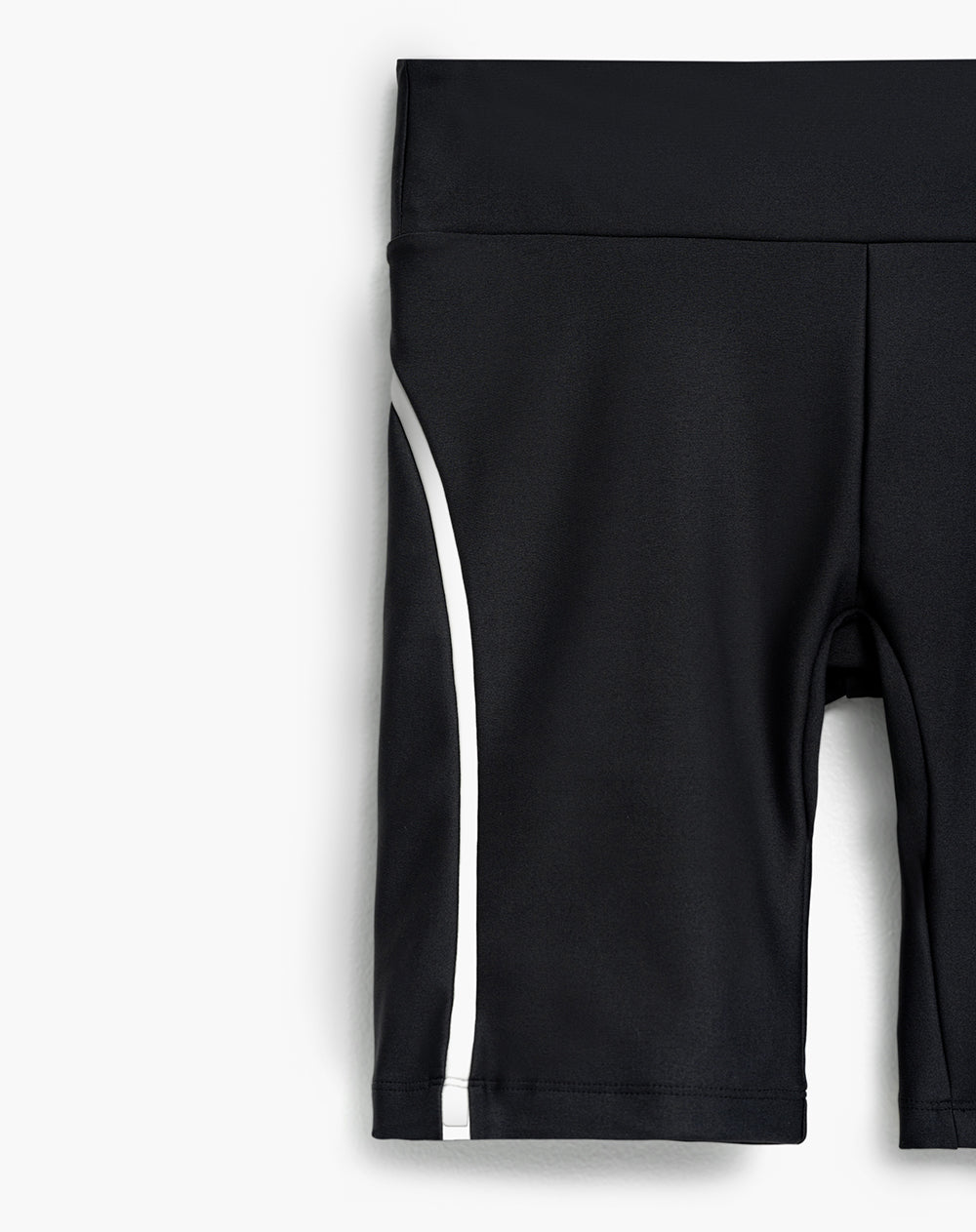 Biker deportivo control humedad negro mujer