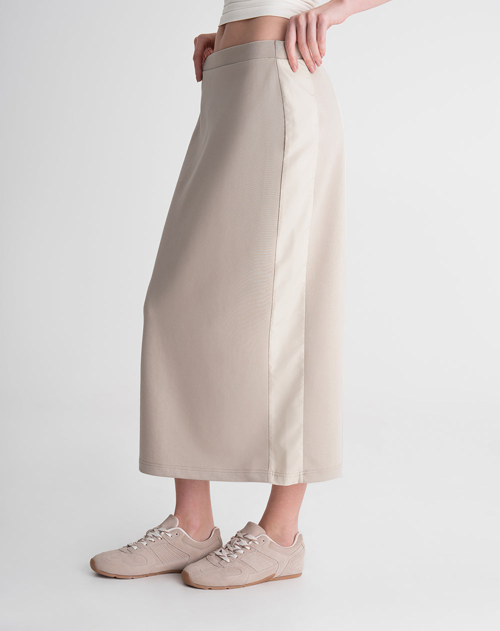 Falda midi tacto suave caqui mujer