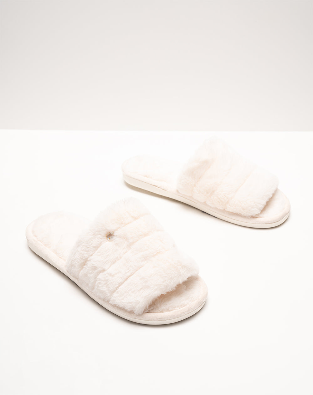 Sandalias tipo pantufla crudo mujer