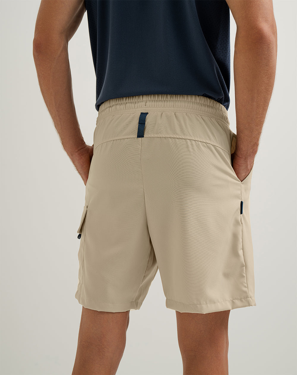 Bermuda semi ajustada caqui hombre