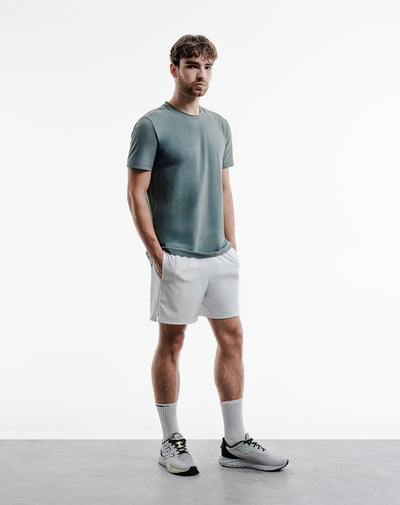 Pantaloneta deportiva malla interna blanca hombre
