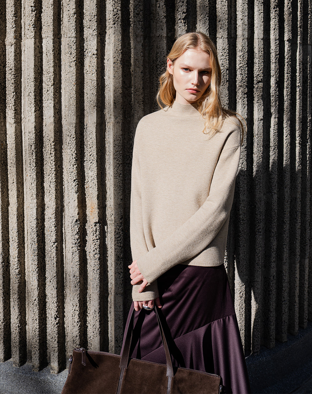 Suéter regular tejido de punto beige mujer