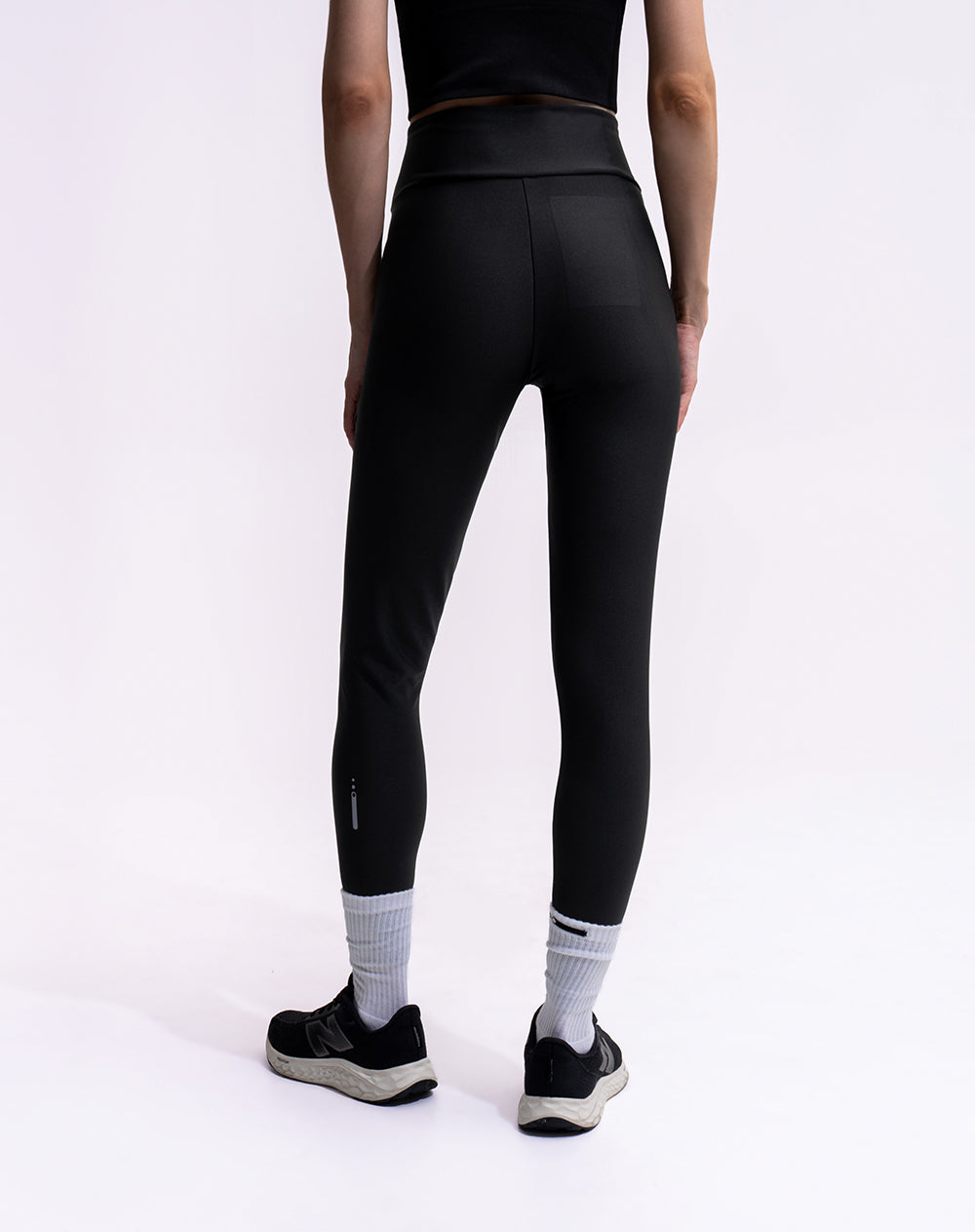 Legging deportivo tiro alto control humedad negro mujer