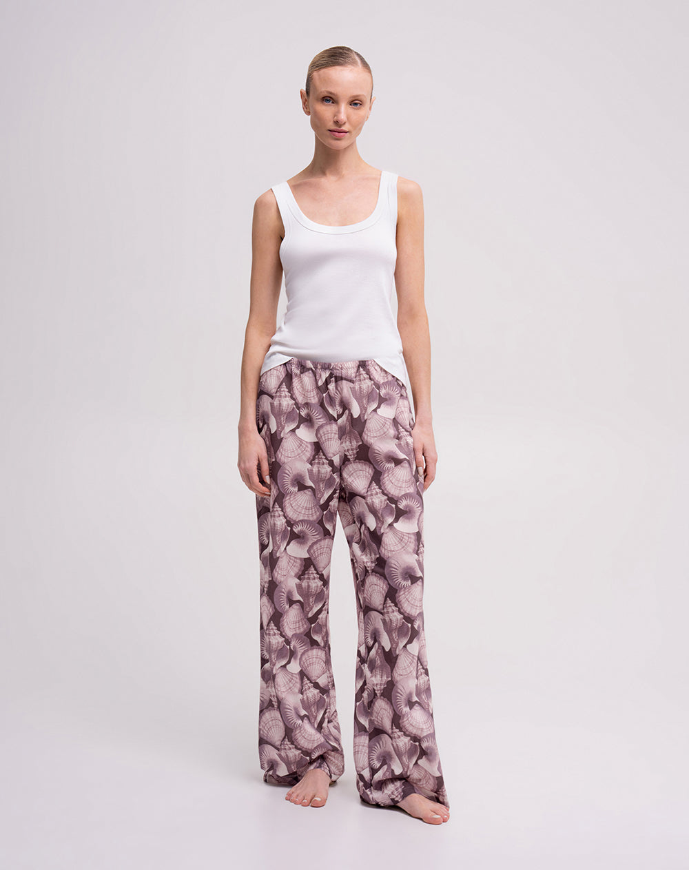 Pijama relaxed fit tiro alto uva estampado