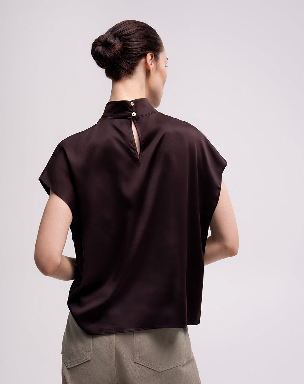 Blusa cuello alto uva mujer