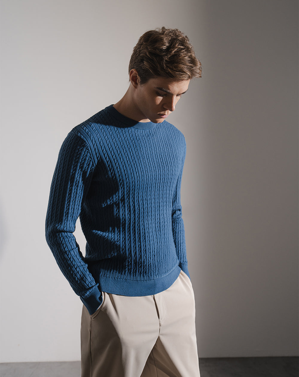 Suéter tejido regular azul hombre