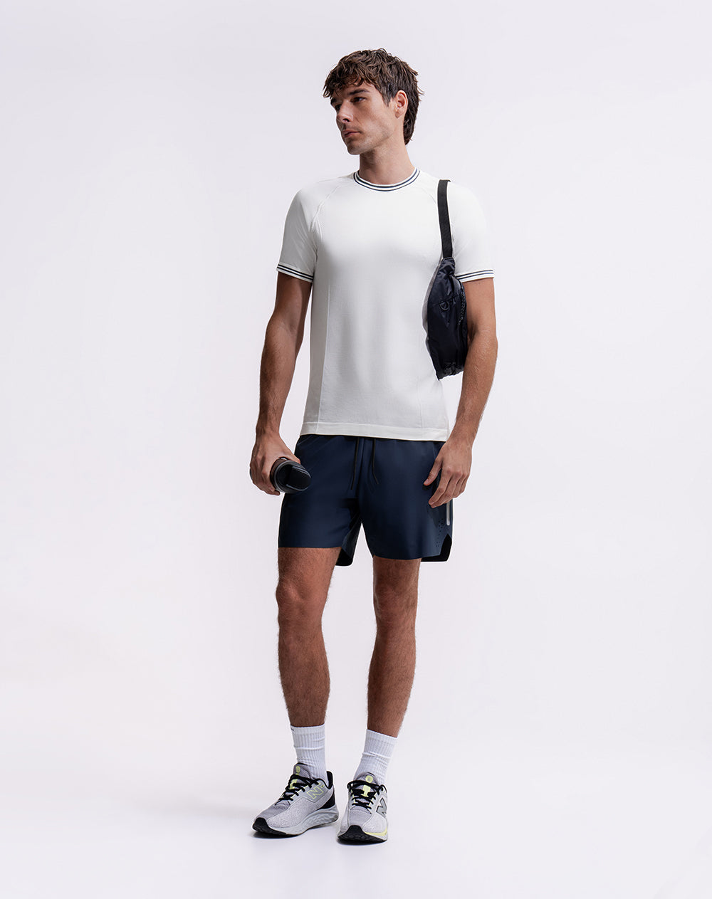 Camiseta deportiva slim acabado antibacterial blanca hombre