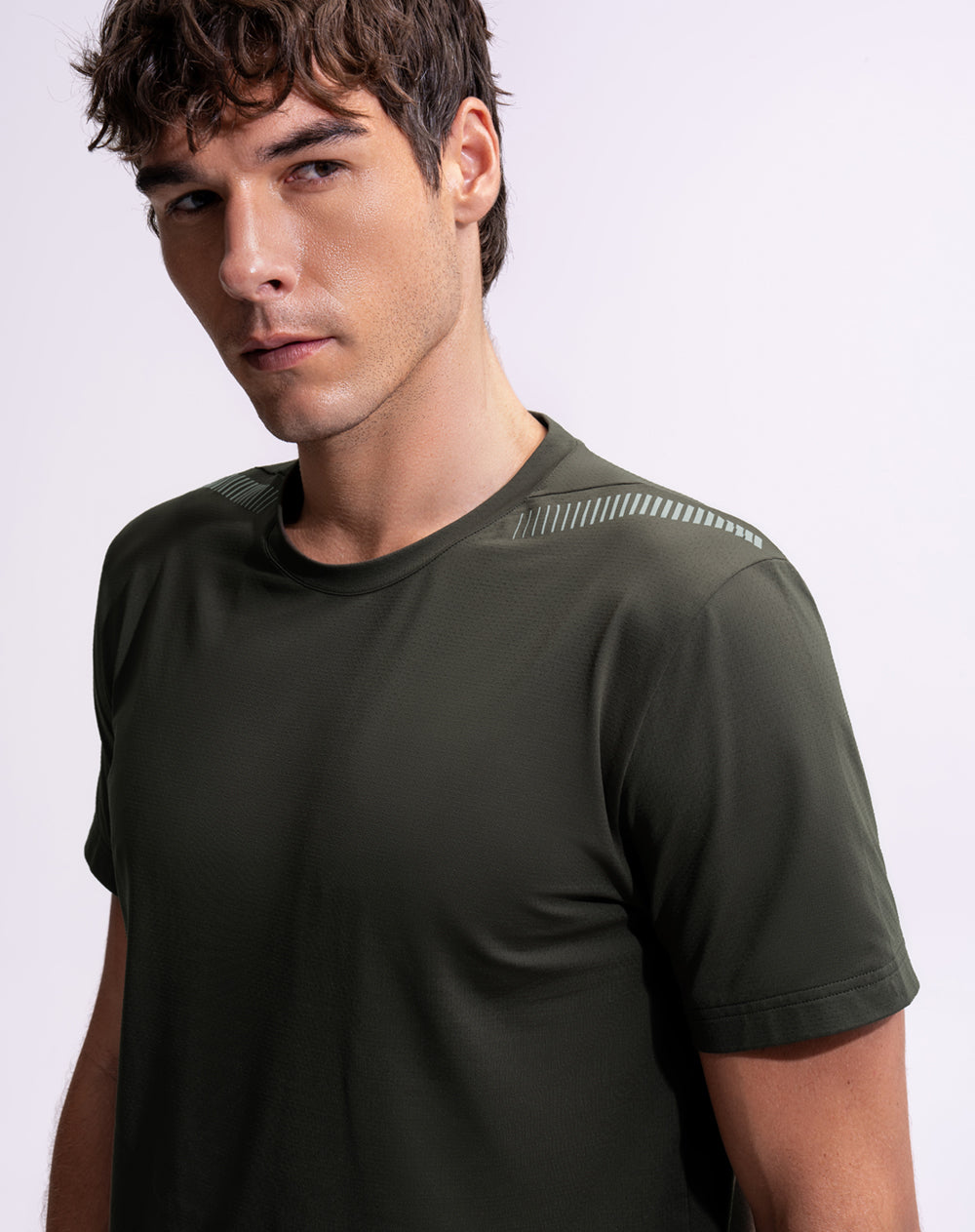 Camiseta deportiva control humedad verde hombre