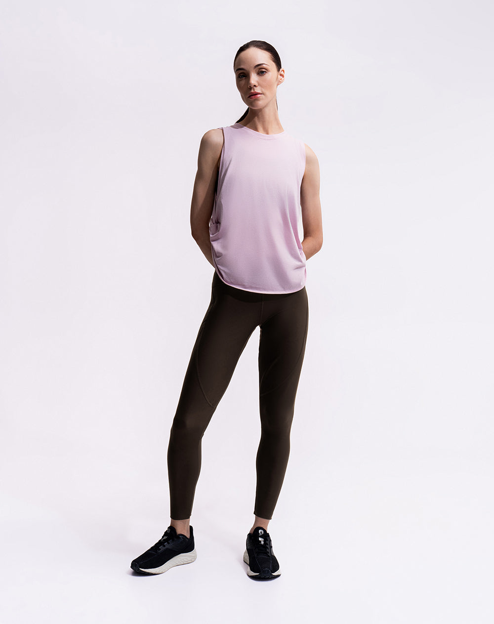 Camiseta esqueleto deportiva secado rápido rosada mujer