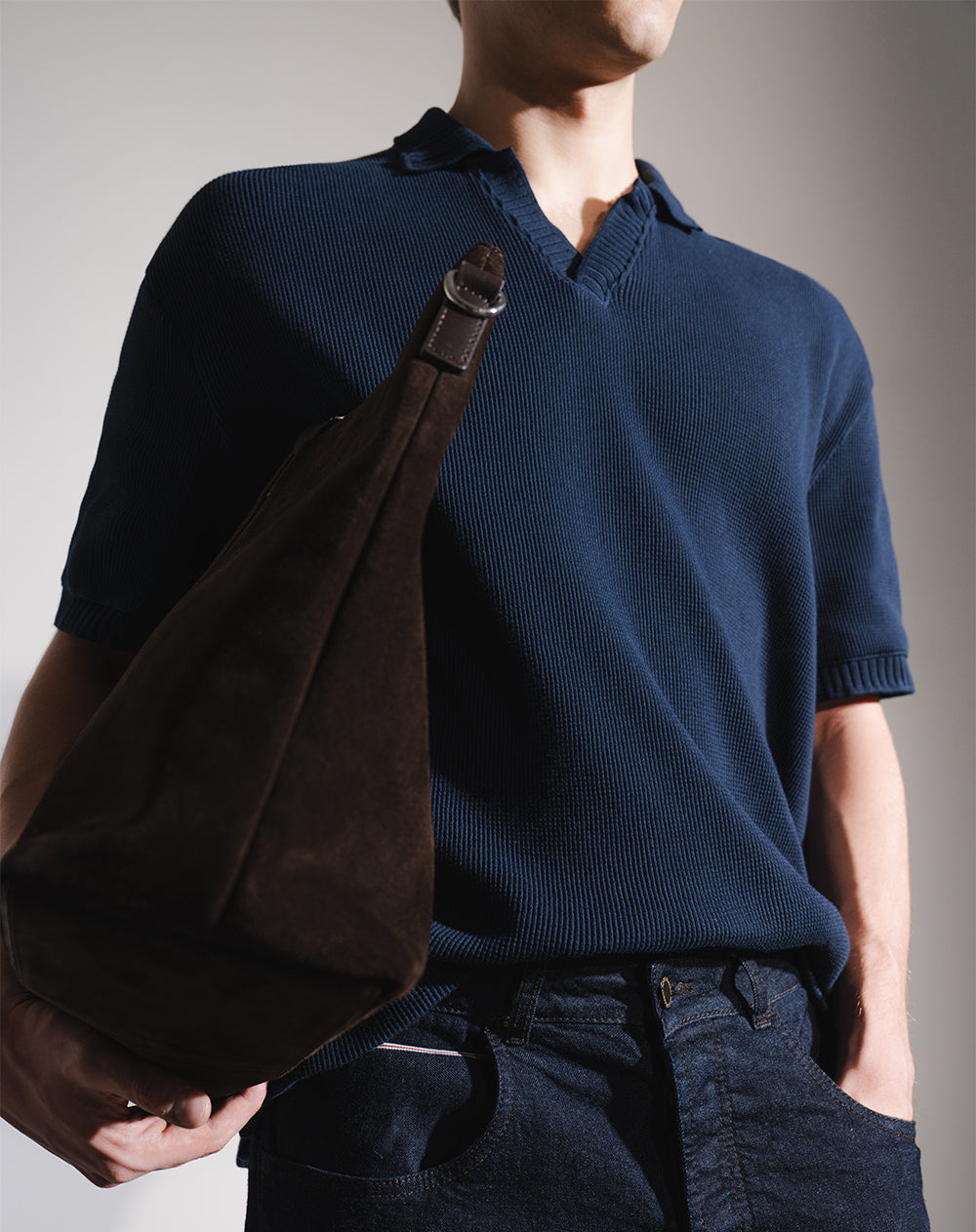 Polo regular tejida azul hombre