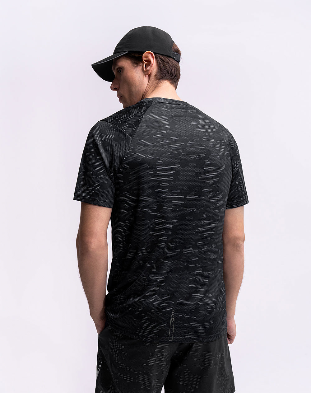 Camiseta deportiva estampada hombre