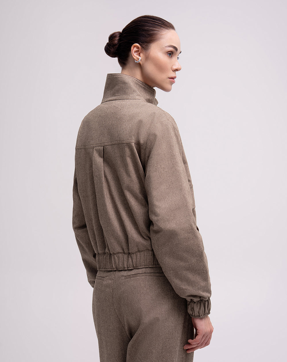 Chaqueta oversized fit sin capucha café