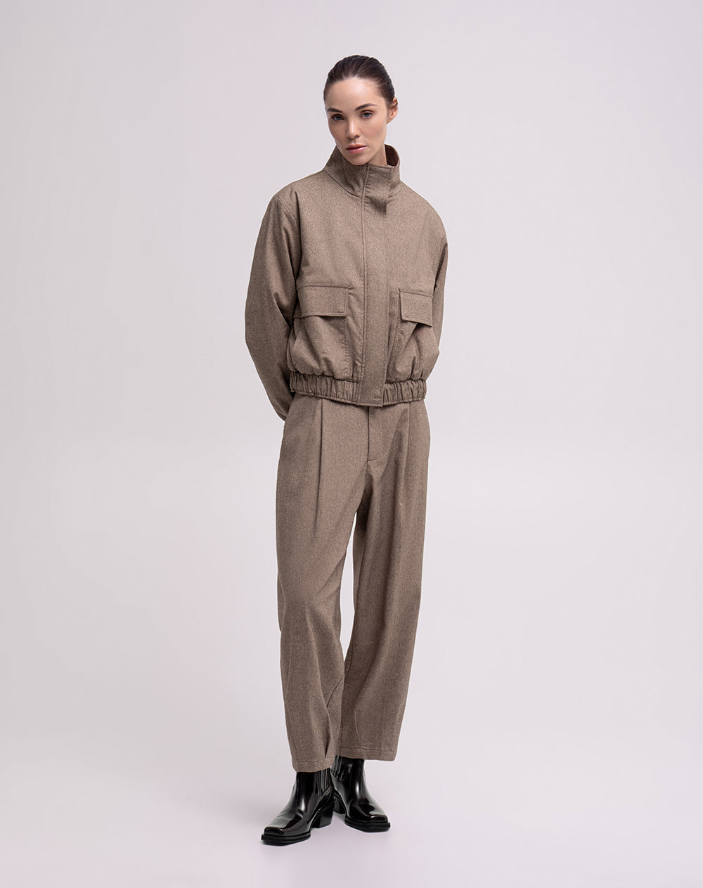 Chaqueta oversized fit sin capucha café