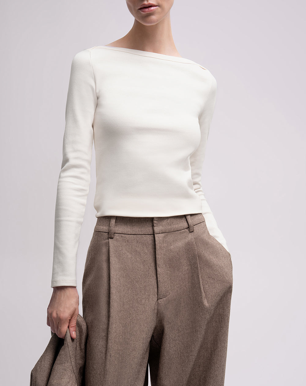 Pantalón oversized fit cafe